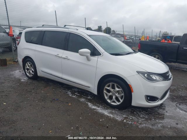 chrysler pacifica 2018 2c4rc1bg0jr228179