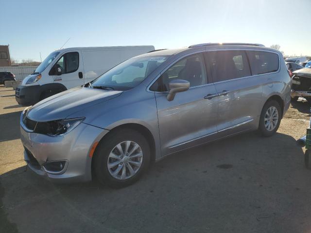 chrysler pacifica t 2019 2c4rc1bg0kr531481