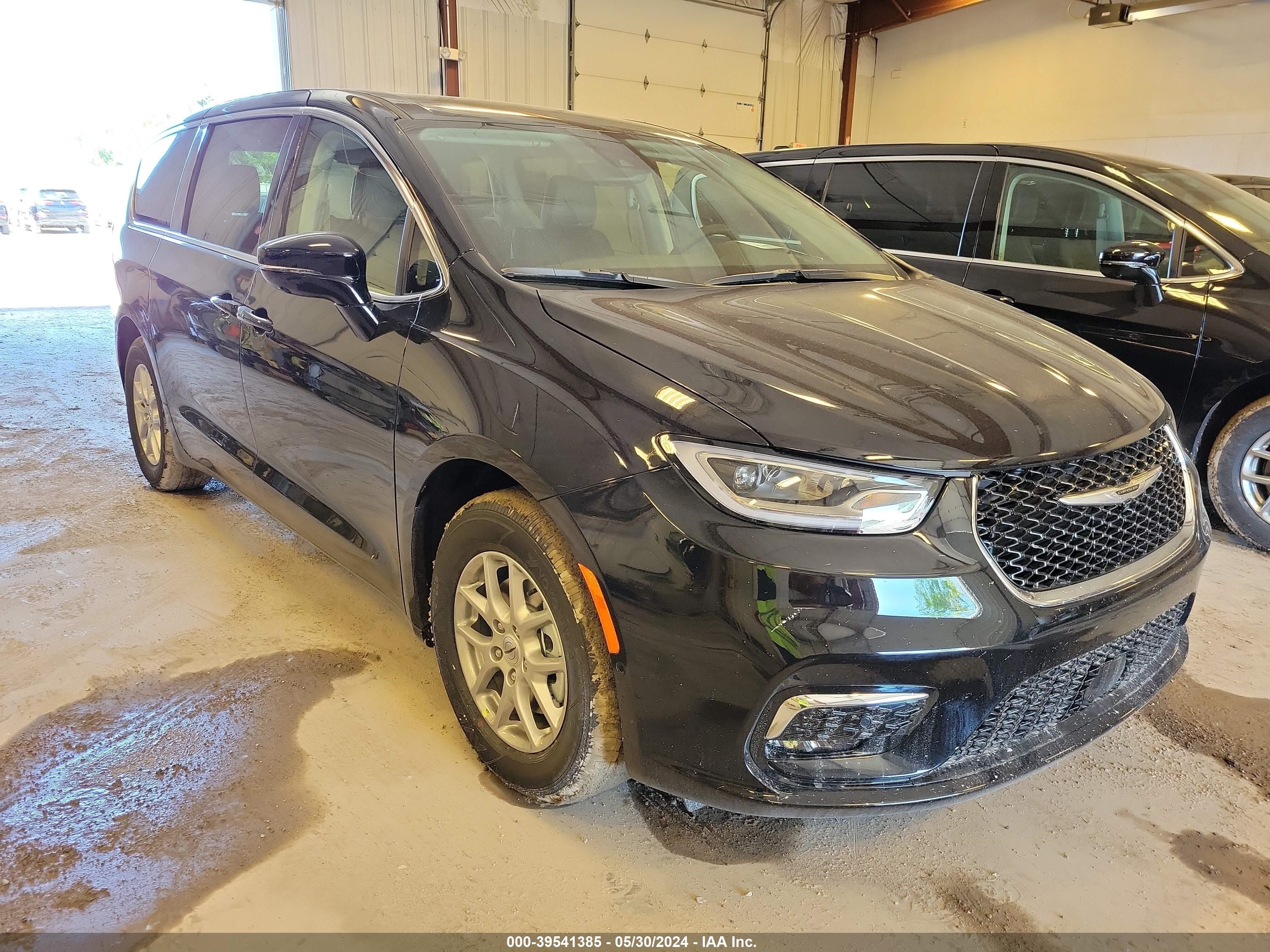 chrysler pacifica 2024 2c4rc1bg0rr165189