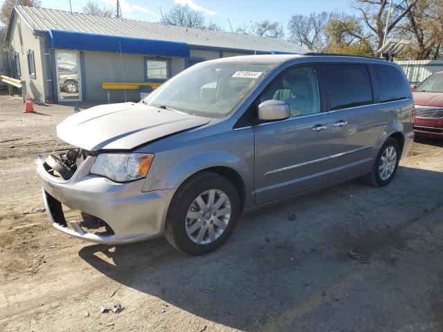 chrysler town & cou 2015 2c4rc1bg1fr677443