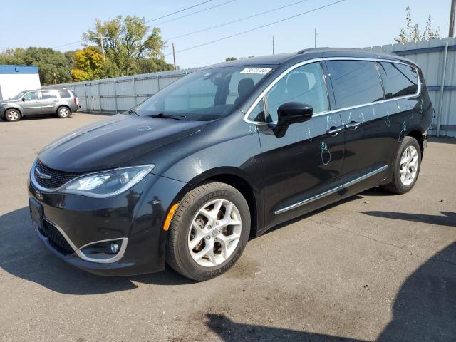 chrysler pacifica t 2017 2c4rc1bg1hr513791