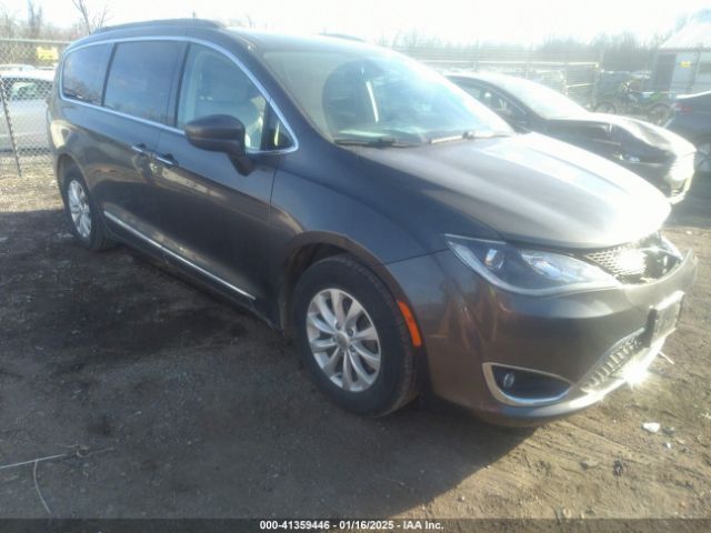 chrysler pacifica 2017 2c4rc1bg1hr569567