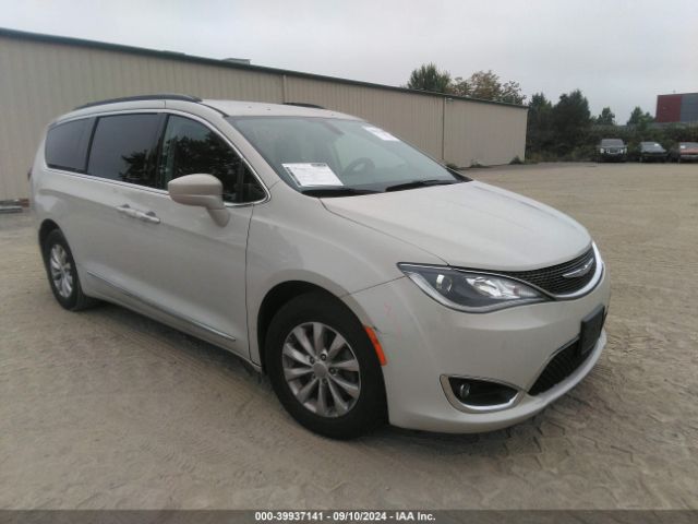 chrysler pacifica 2017 2c4rc1bg1hr598907