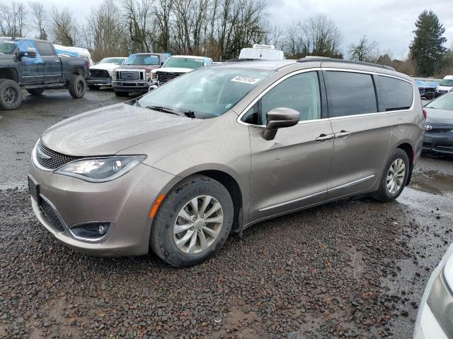 chrysler pacifica t 2017 2c4rc1bg1hr734436