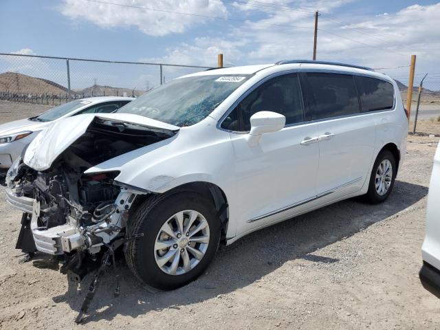 chrysler pacifica t 2018 2c4rc1bg1jr154738