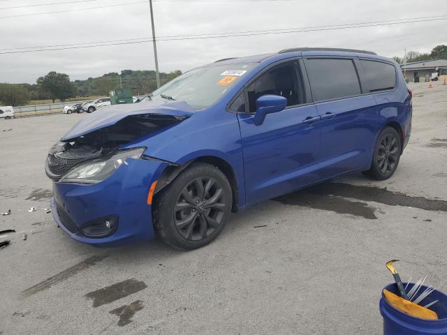 chrysler pacifica t 2018 2c4rc1bg1jr227056