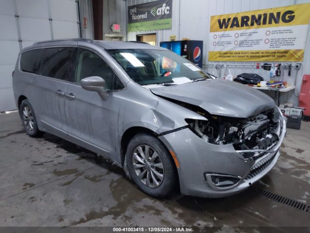 chrysler pacifica 2018 2c4rc1bg1jr253835