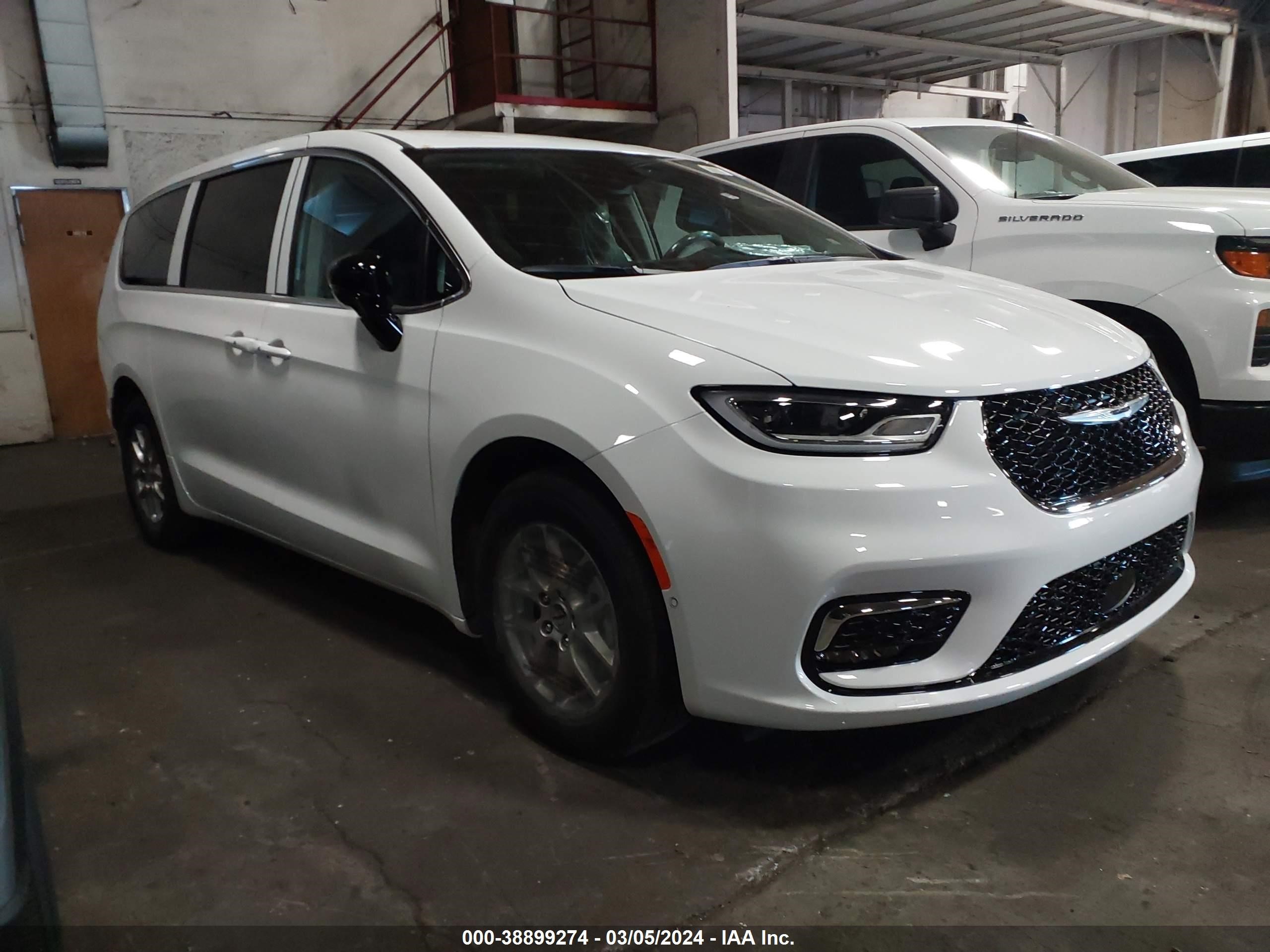 chrysler pacifica 2024 2c4rc1bg1rr112727