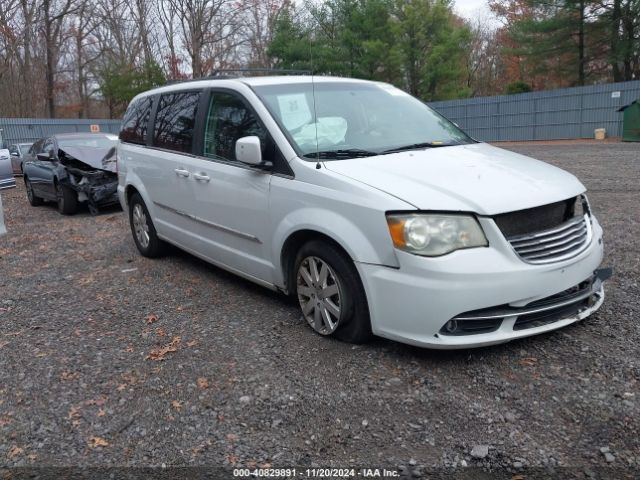 chrysler town and country 2015 2c4rc1bg2fr538776