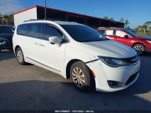 chrysler pacifica 2017 2c4rc1bg2hr526503