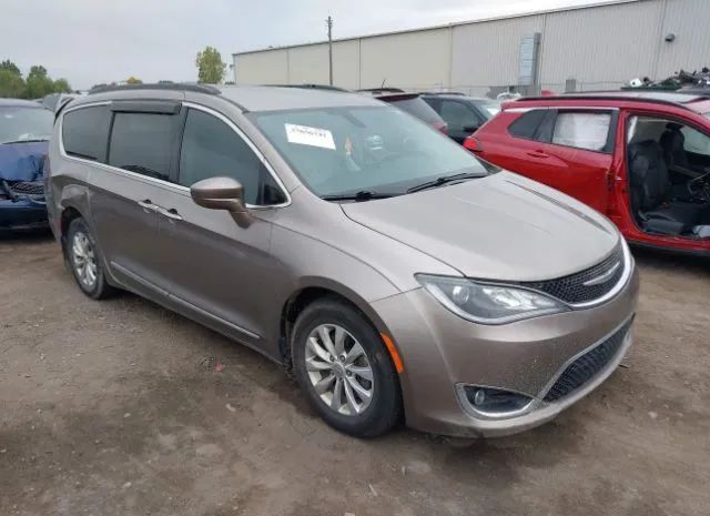 chrysler pacifica 2017 2c4rc1bg2hr635396