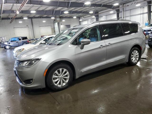 chrysler pacifica 2017 2c4rc1bg2hr720576