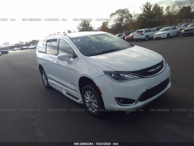 chrysler pacifica 2018 2c4rc1bg2jr111784