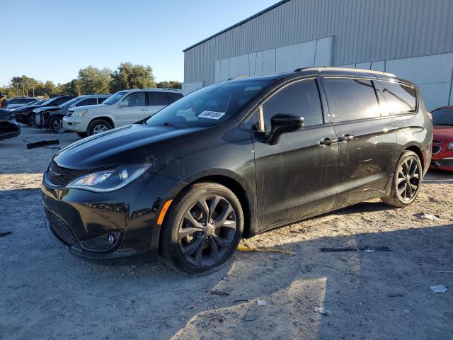 chrysler pacifica t 2018 2c4rc1bg2jr247817