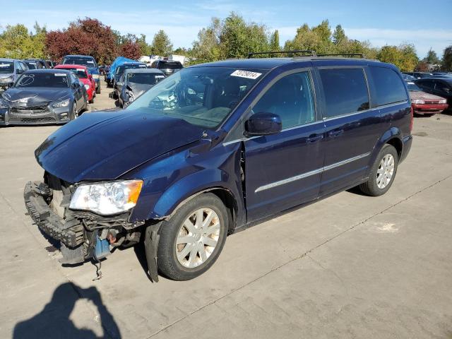 chrysler town & cou 2013 2c4rc1bg3dr743746