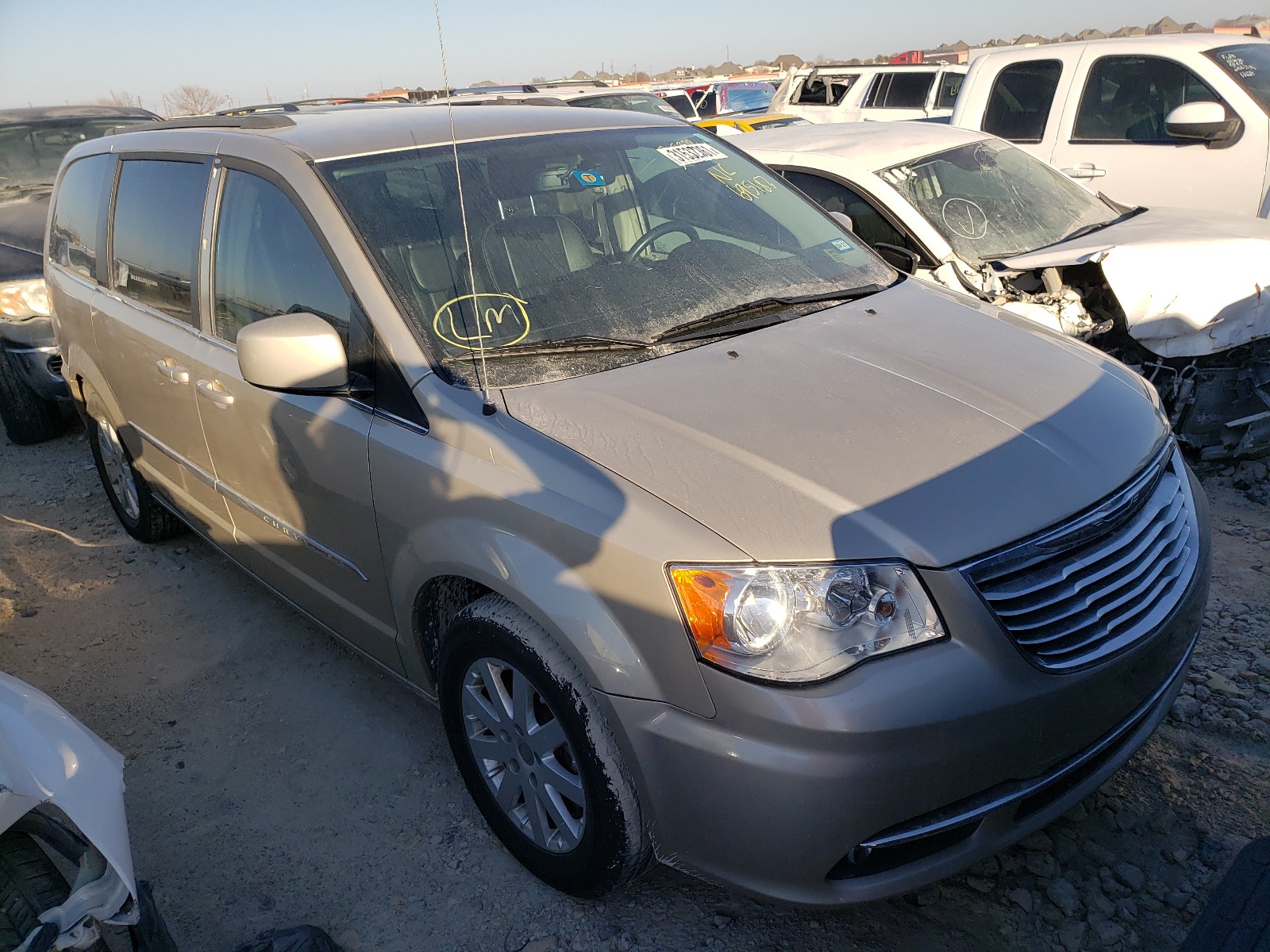 chrysler town &amp cou 2015 2c4rc1bg3fr695183