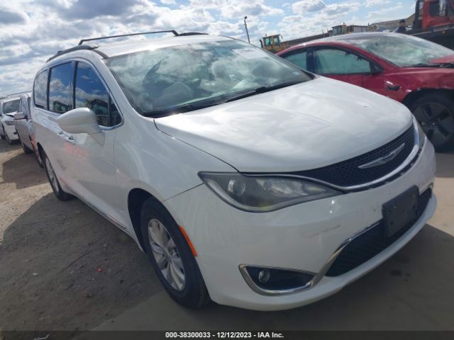 chrysler pacifica 2017 2c4rc1bg3hr527045