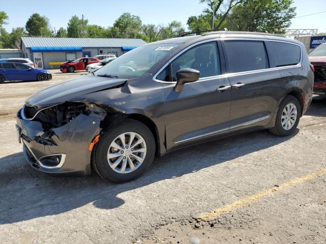 chrysler pacifica 2017 2c4rc1bg3hr778003