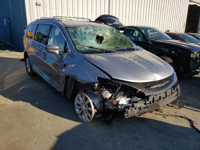 chrysler pacifica t 2018 2c4rc1bg3jr123989