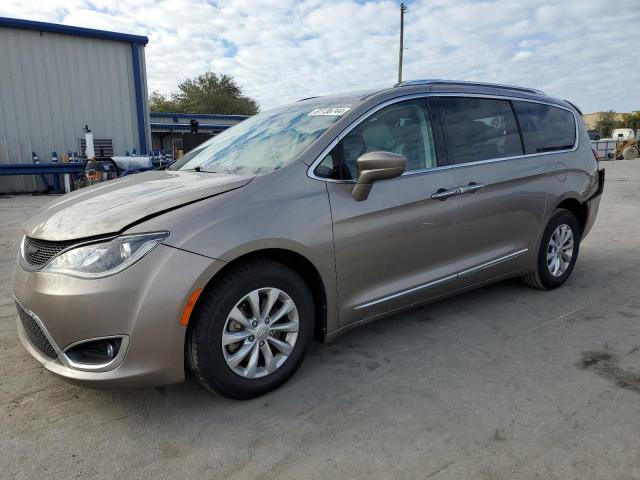 chrysler pacifica t 2018 2c4rc1bg3jr128741