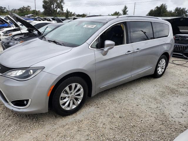 chrysler pacifica t 2018 2c4rc1bg3jr144311