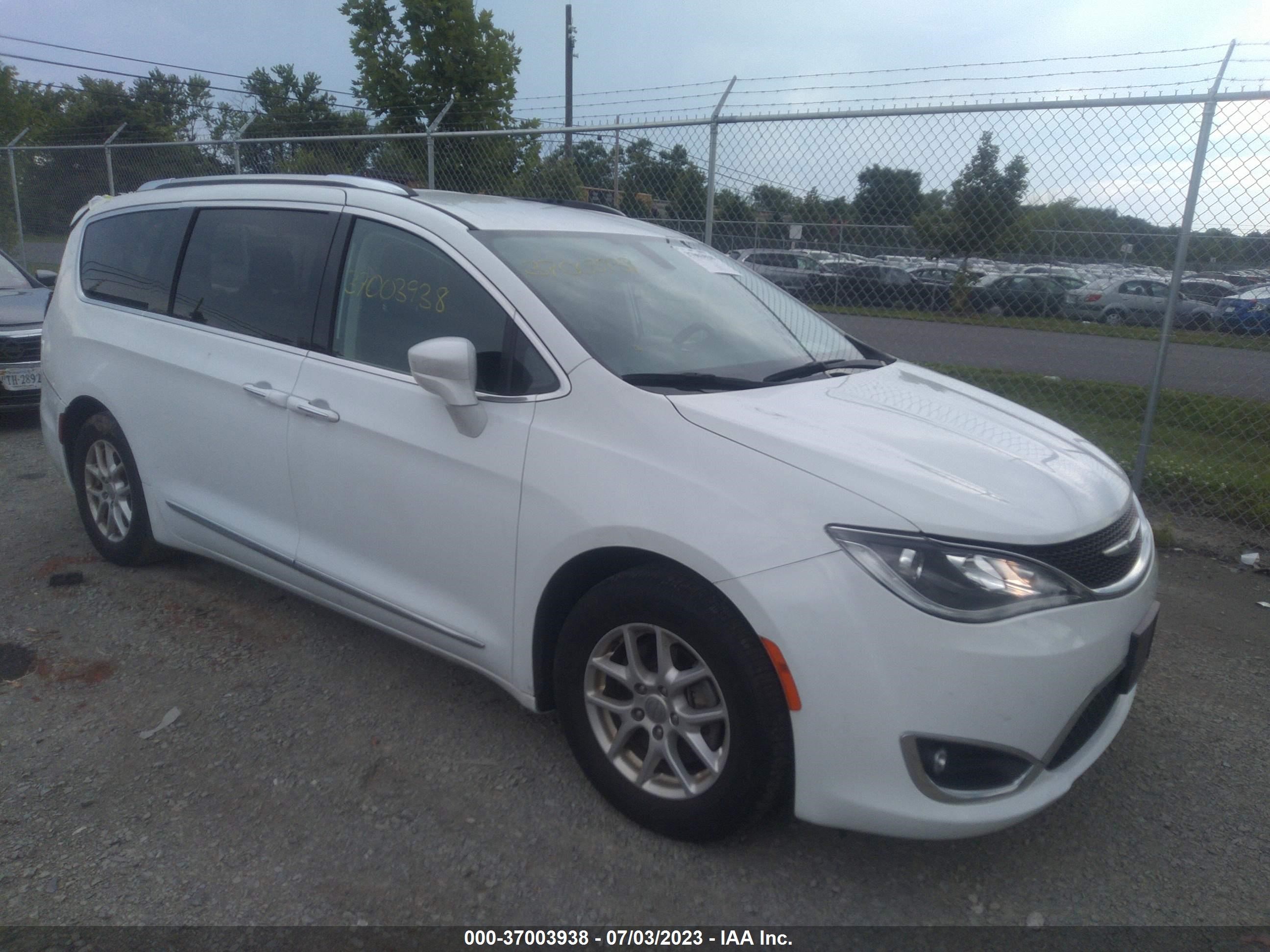 chrysler pacifica 2020 2c4rc1bg3lr269697