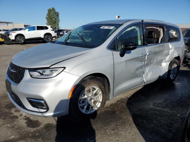 chrysler pacifica t 2024 2c4rc1bg3rr156258