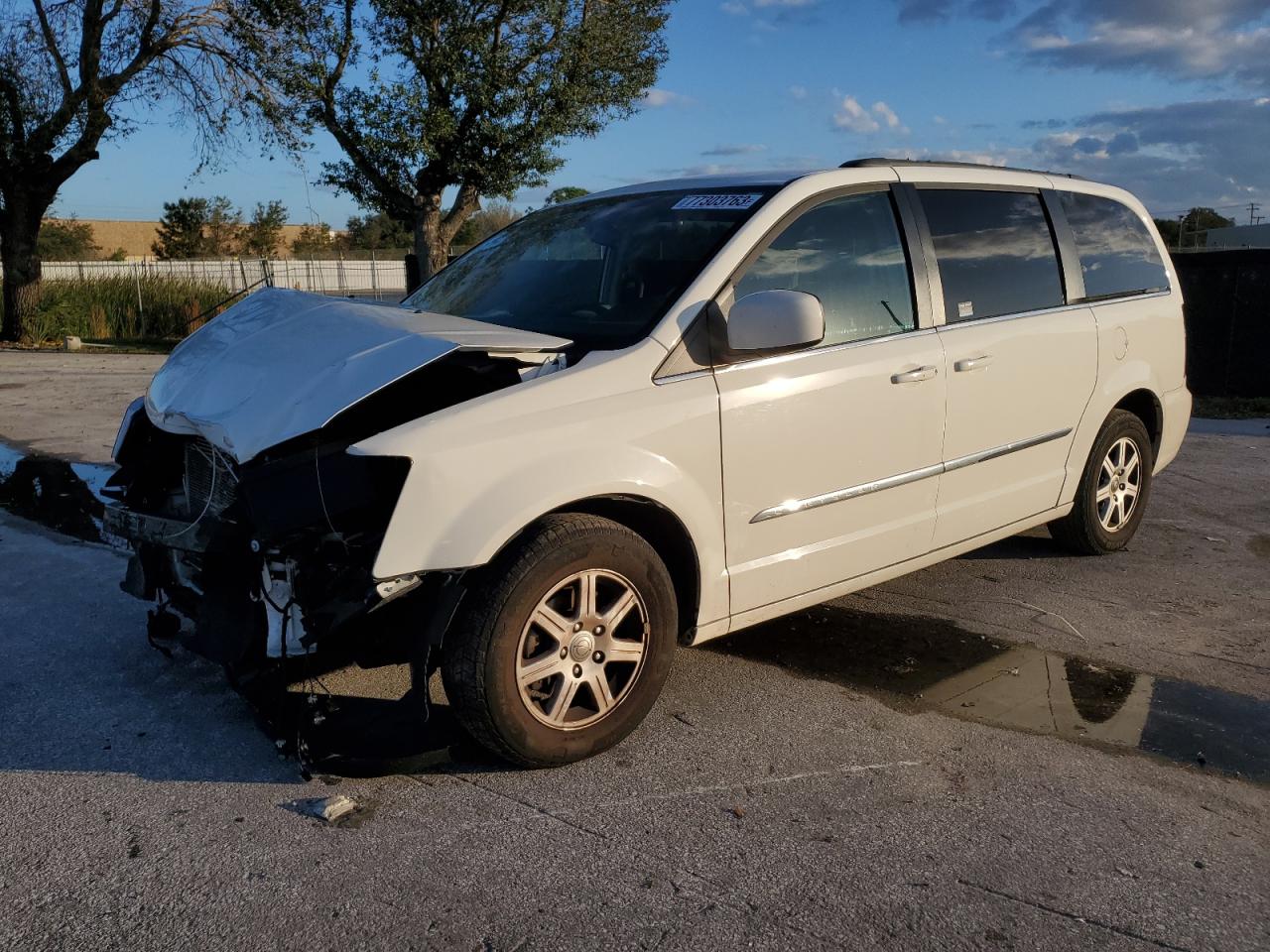 chrysler town & country 2013 2c4rc1bg4dr657894