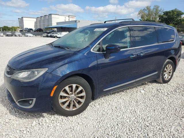 chrysler pacifica t 2017 2c4rc1bg4hr520251