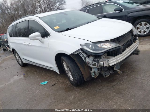 chrysler pacifica 2017 2c4rc1bg4hr583463