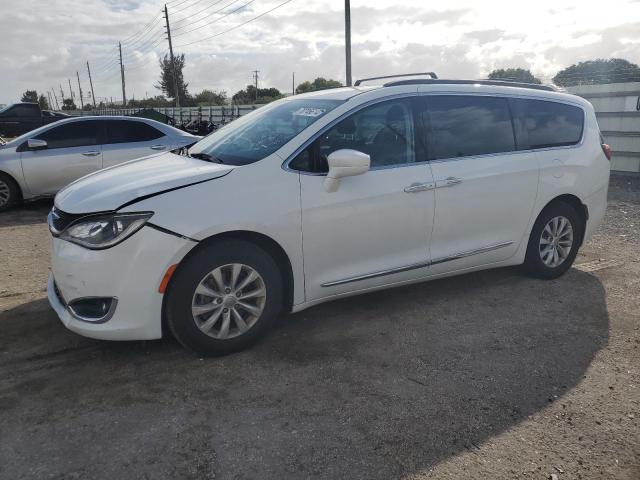 chrysler pacifica t 2017 2c4rc1bg4hr620771