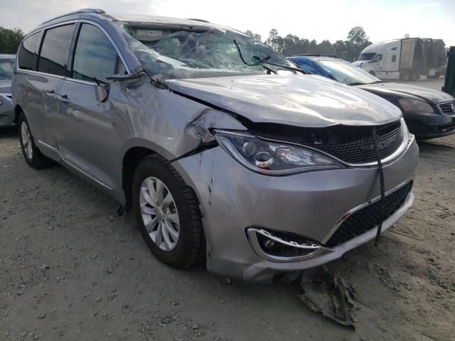 chrysler pacifica t 2018 2c4rc1bg4jr112144