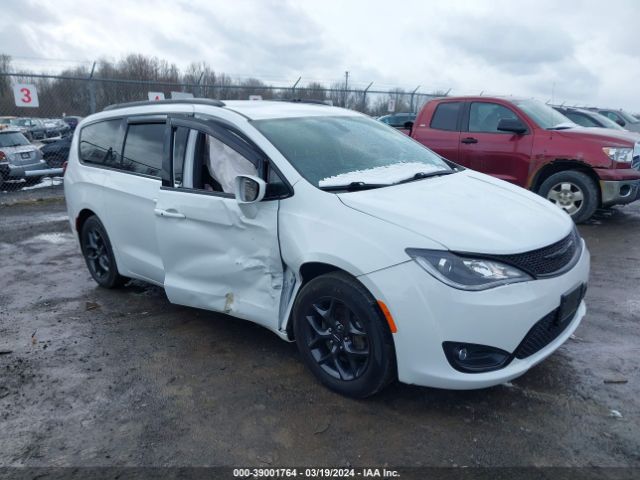 chrysler pacifica 2018 2c4rc1bg4jr158119