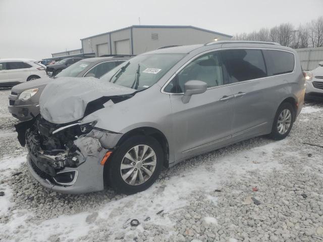 chrysler pacifica t 2018 2c4rc1bg4jr194151