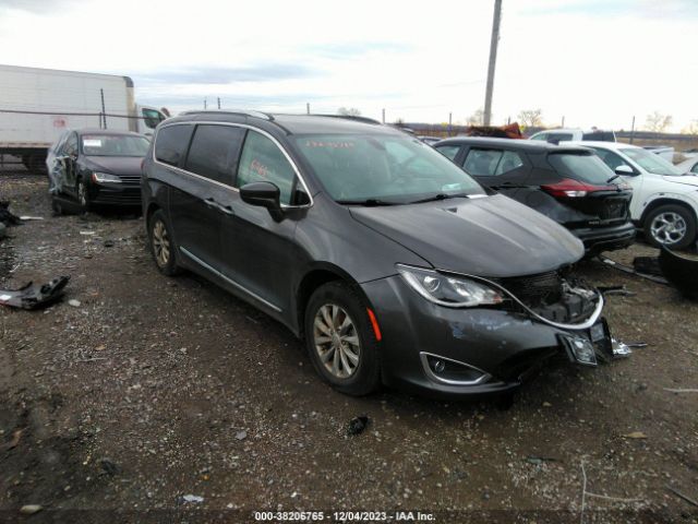 chrysler pacifica 2018 2c4rc1bg4jr356215