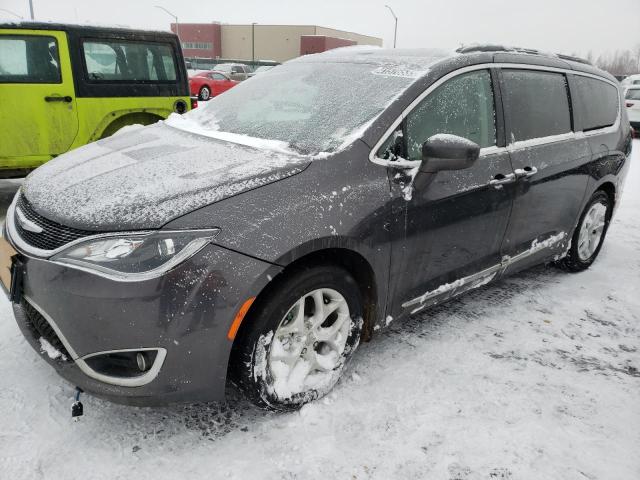 chrysler pacifica t 2017 2c4rc1bg5hr654122