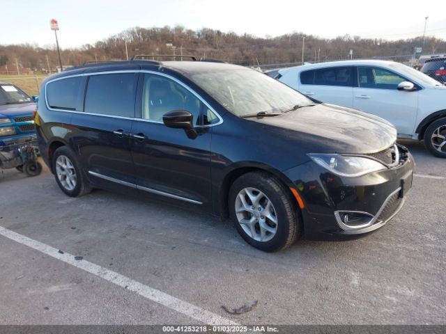 chrysler pacifica 2017 2c4rc1bg5hr803273