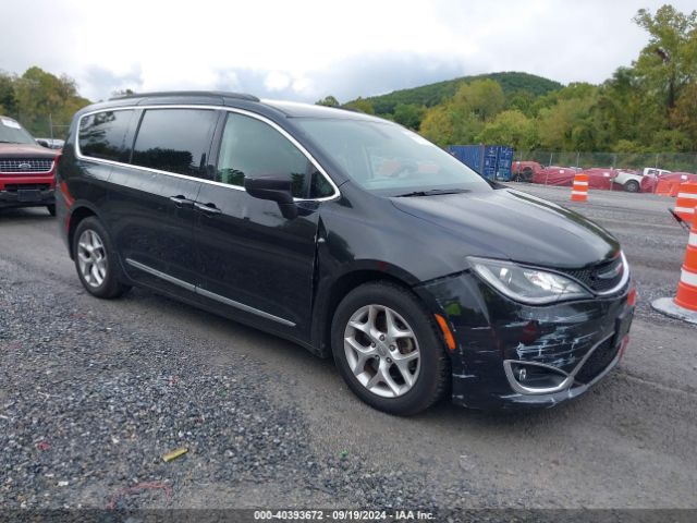 chrysler pacifica 2017 2c4rc1bg5hr810059