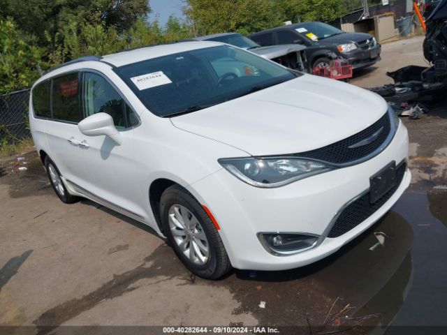 chrysler pacifica 2018 2c4rc1bg5jr192800