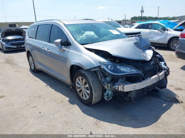 chrysler pacifica 2018 2c4rc1bg5jr210714