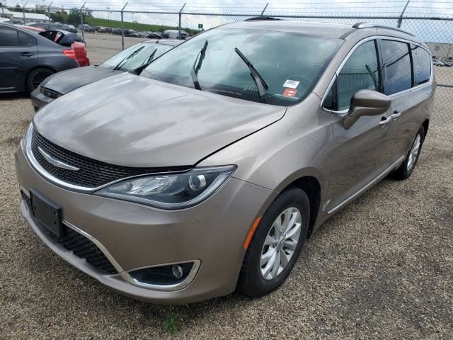 chrysler pacifica 2018 2c4rc1bg5jr217503