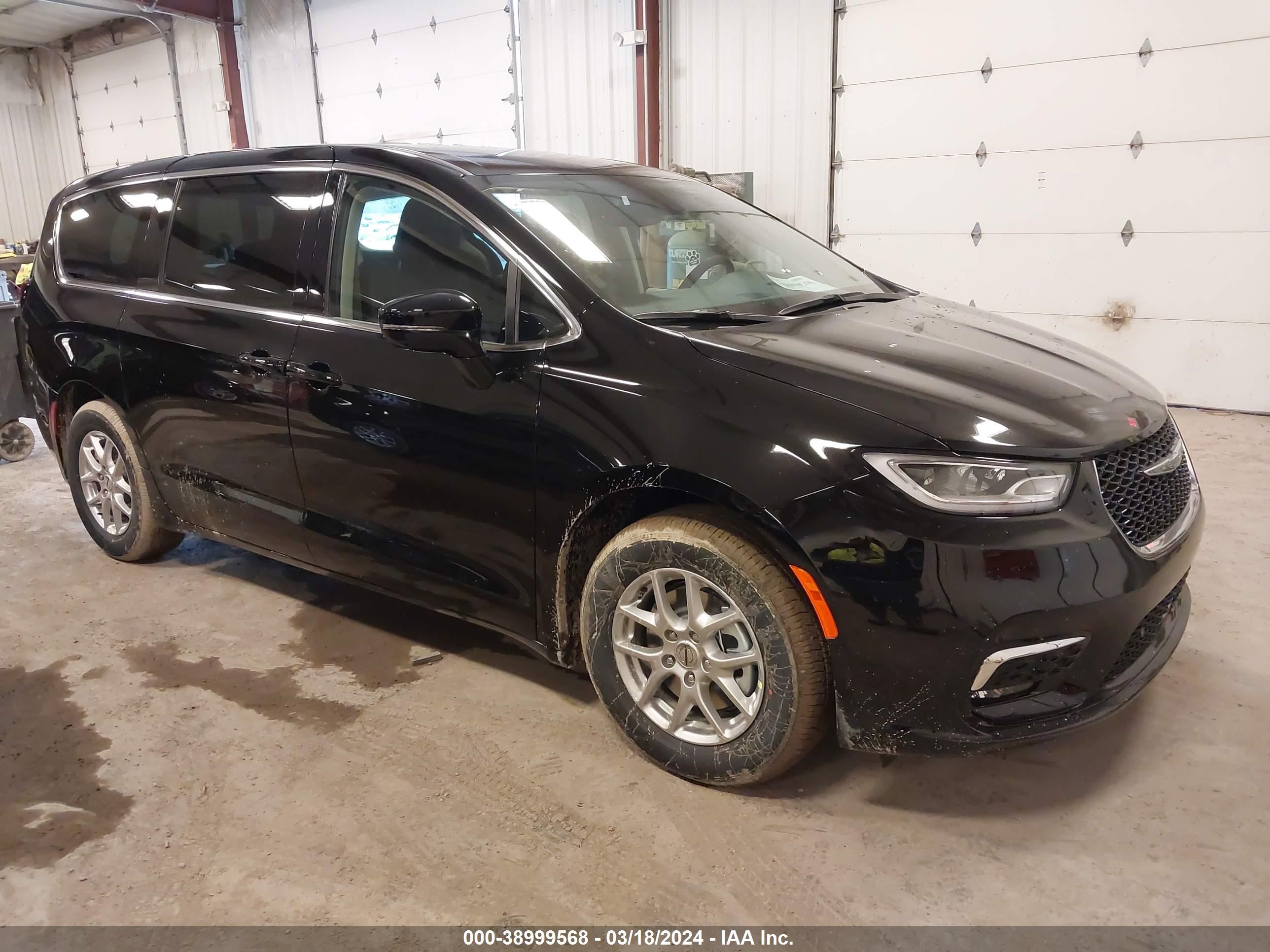 chrysler pacifica 2024 2c4rc1bg5rr132592