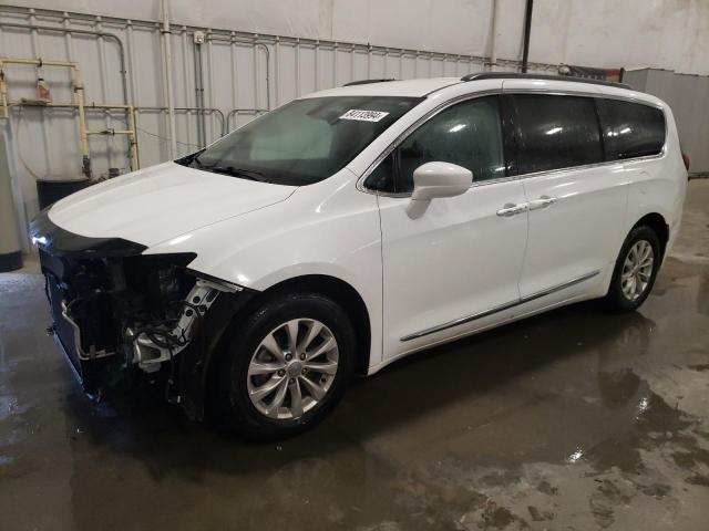 chrysler pacifica t 2017 2c4rc1bg6hr539917