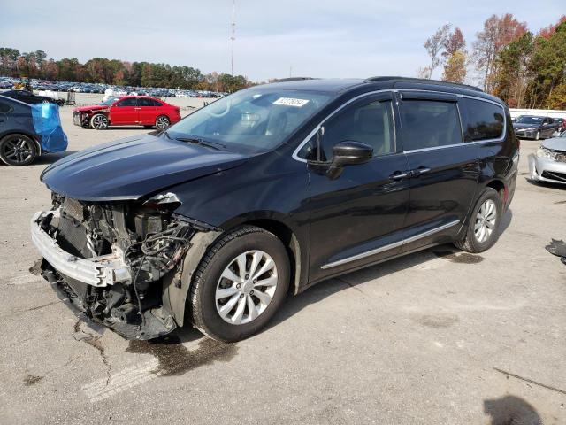 chrysler pacifica t 2017 2c4rc1bg6hr759171