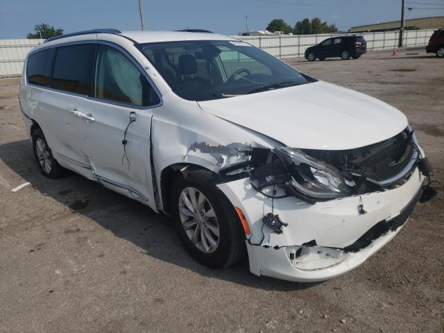 chrysler pacifica t 2018 2c4rc1bg6jr110654