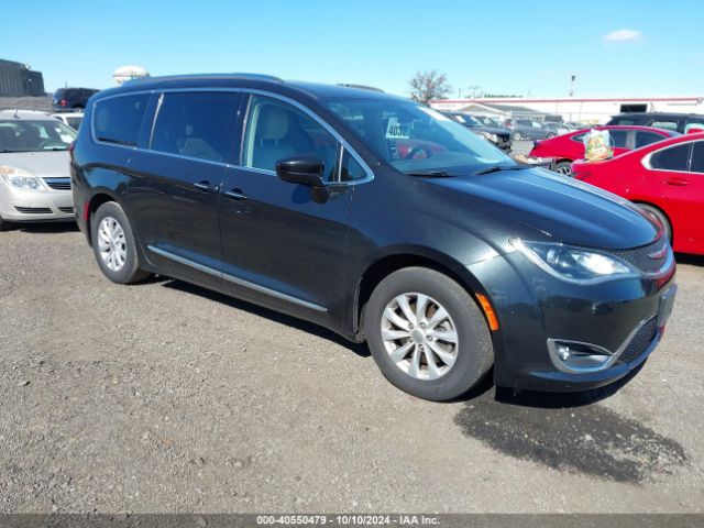 chrysler pacifica 2018 2c4rc1bg6jr141550