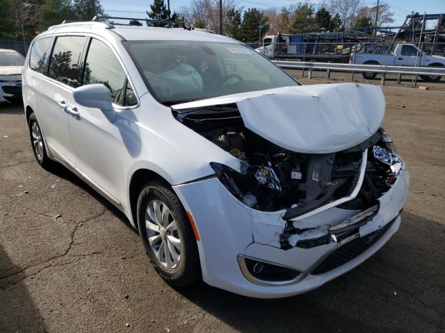 chrysler pacifica t 2018 2c4rc1bg6jr149163