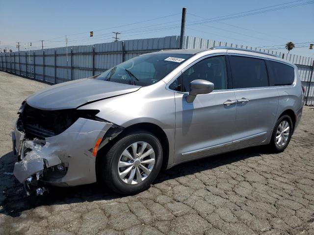 chrysler pacifica t 2018 2c4rc1bg6jr211466