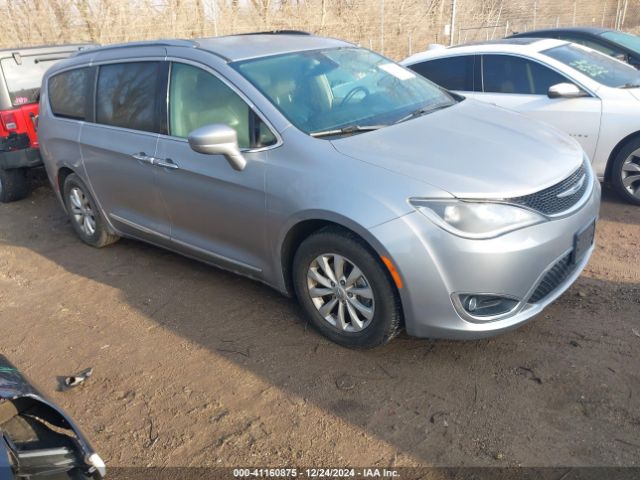 chrysler pacifica 2018 2c4rc1bg6jr217736