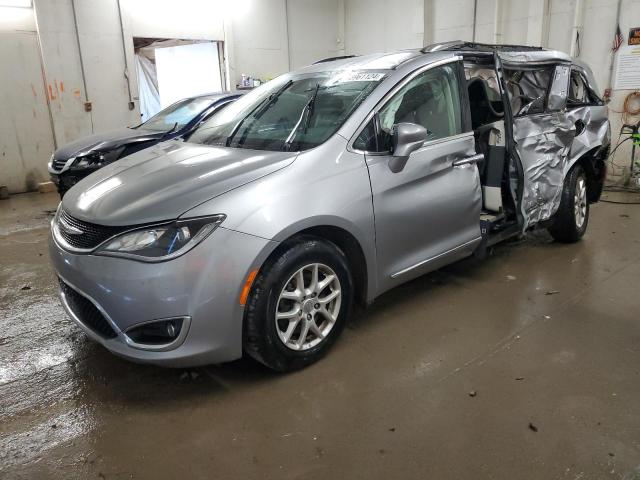 chrysler pacifica t 2020 2c4rc1bg6lr140191